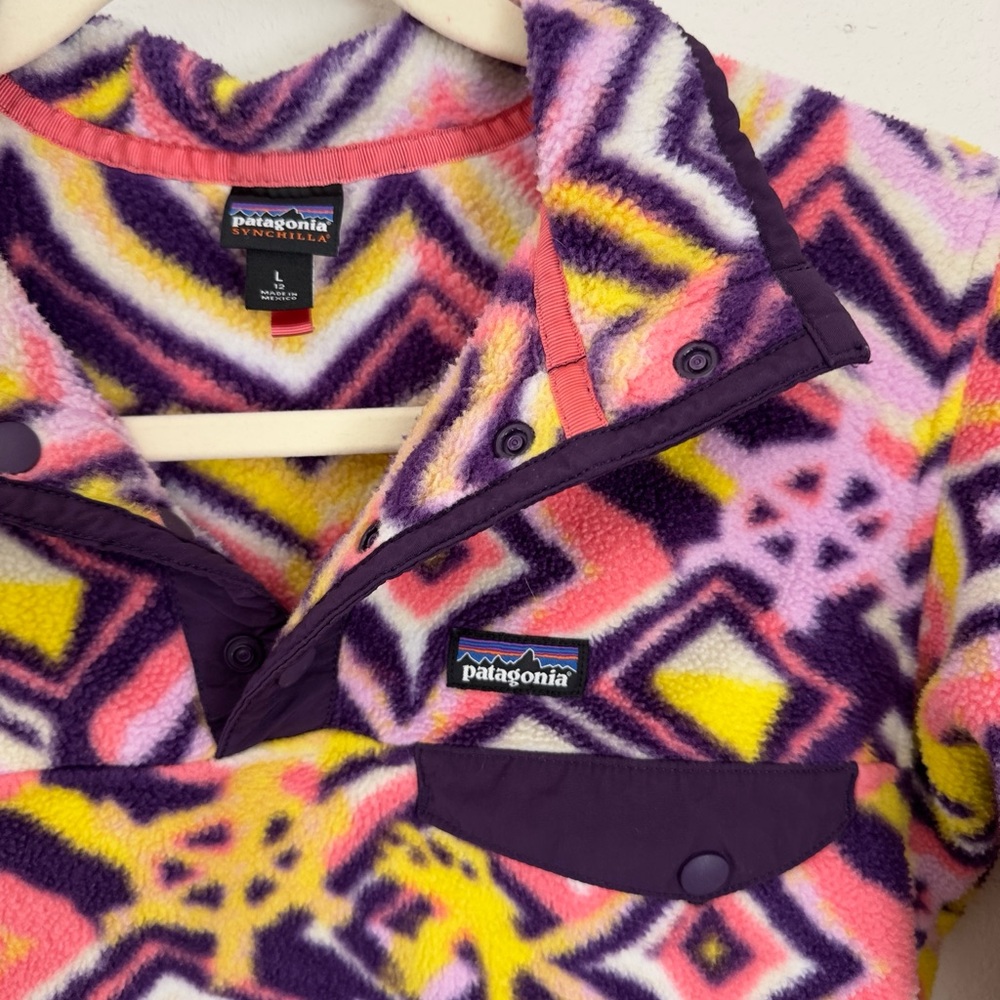 Patagonia Synchilla girls fleece sweater